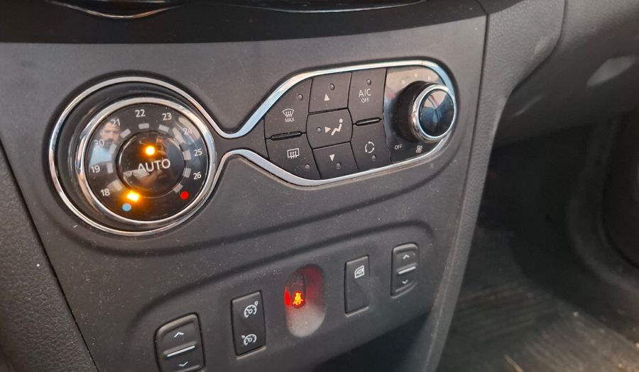 Renault Sandero Stepway 1.6 STEPWAY PRIVILEGE Hatchback 2018