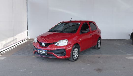 Toyota • Etios