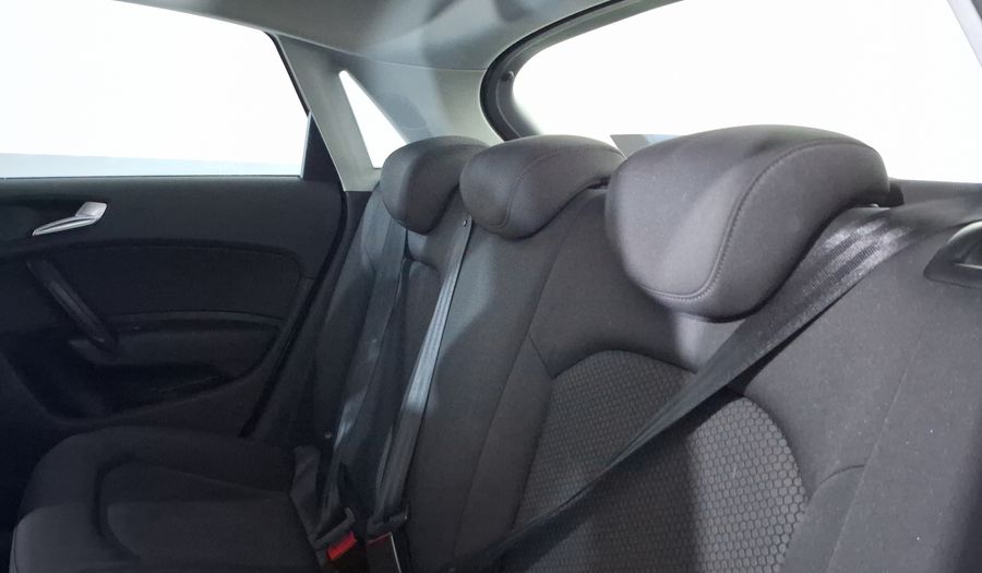 Audi A1 1.4 SB TFSI URBAN S TRONIC Hatchback 2017