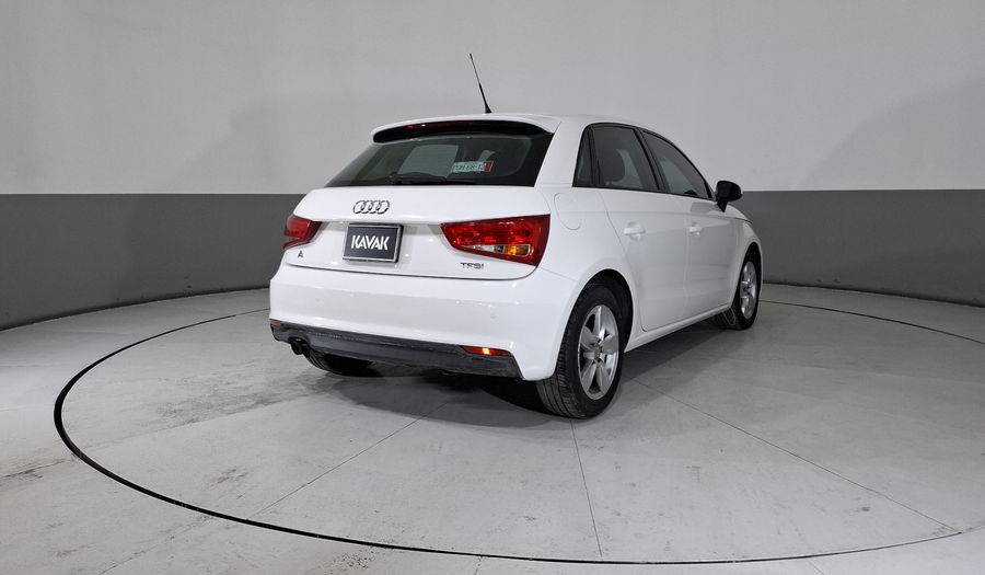 Audi A1 1.4 SB TFSI URBAN S TRONIC Hatchback 2017