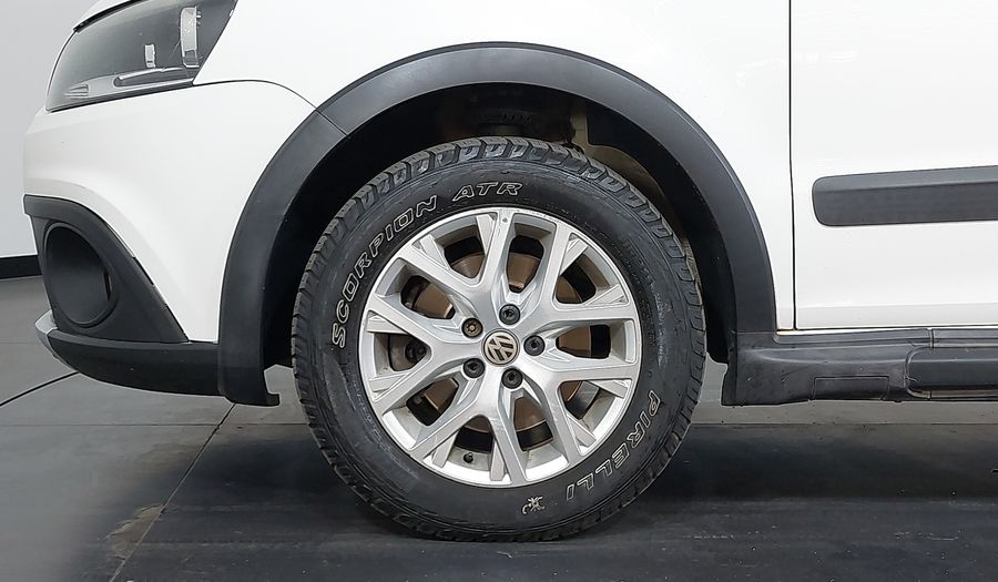 Volkswagen Fox 1.6 VHT TOTAL FLEX CROSSFOX Hatchback 2014