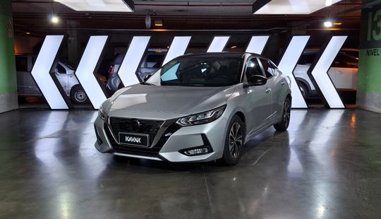 Nissan • Sentra