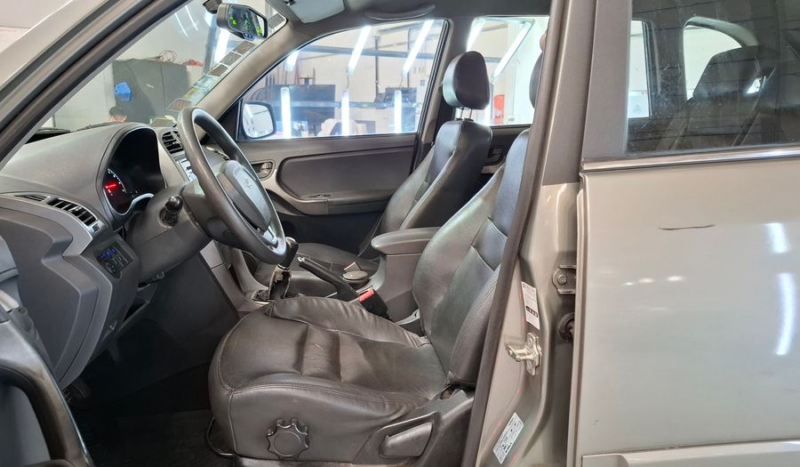 Chery Tiggo 2.0 LUXURY 4X4 MT Suv 2013