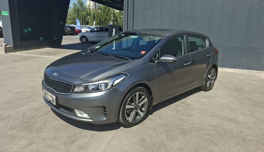 Kia • CERATO 5