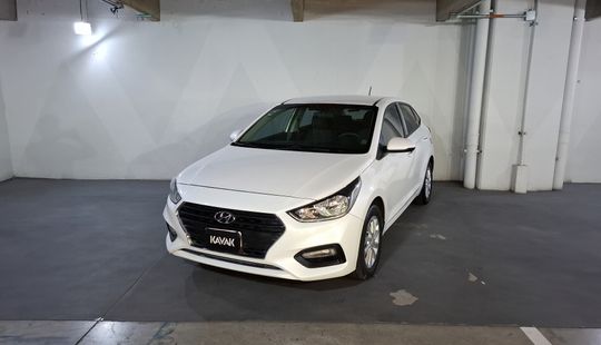 Hyundai • Accent