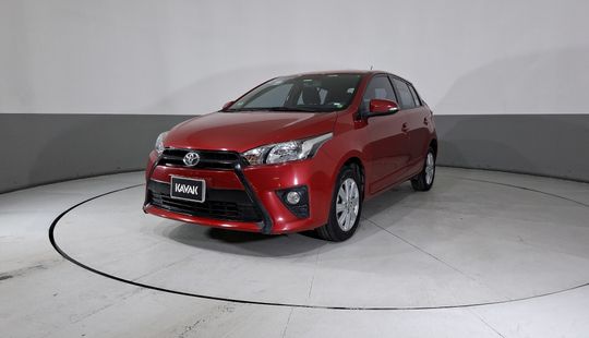 Toyota • Yaris