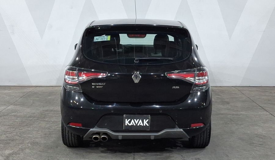 Renault Sandero 2.0 RS MT Hatchback 2020