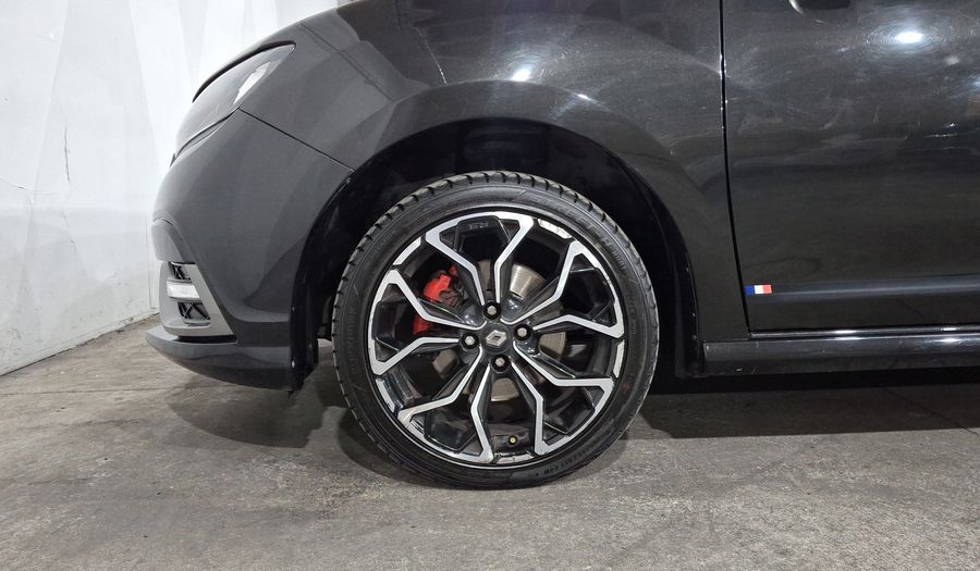 Renault Sandero 2.0 RS MT Hatchback 2020