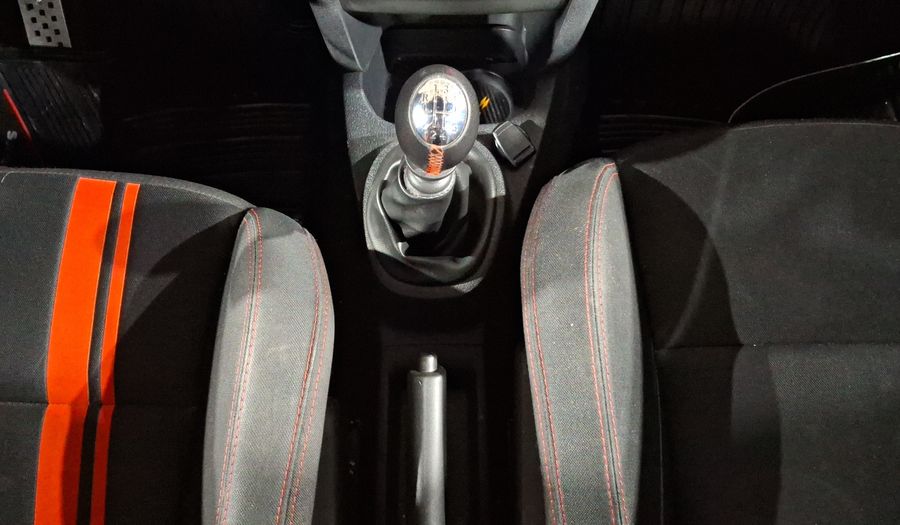 Renault Sandero 2.0 RS MT Hatchback 2020