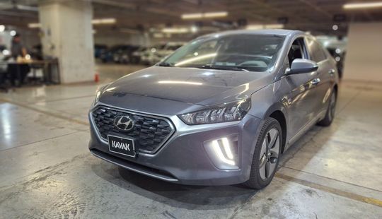 Hyundai • Ioniq