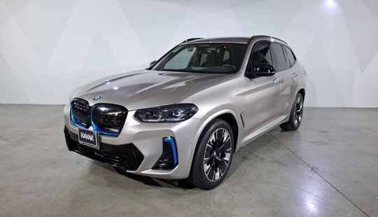 Bmw • iX3