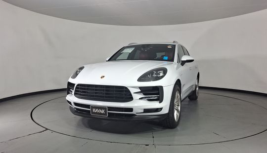 Porsche • Macan