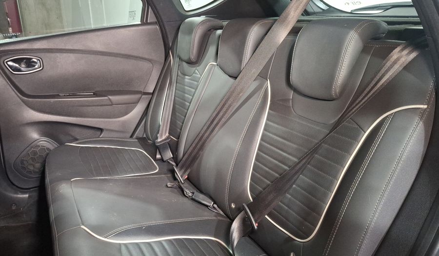 Renault Captur 2.0 ICONIC AUTO Hatchback 2017