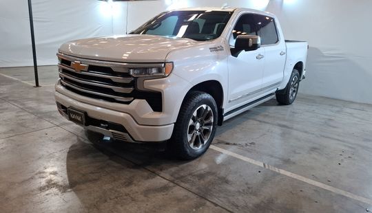 Chevrolet • Cheyenne