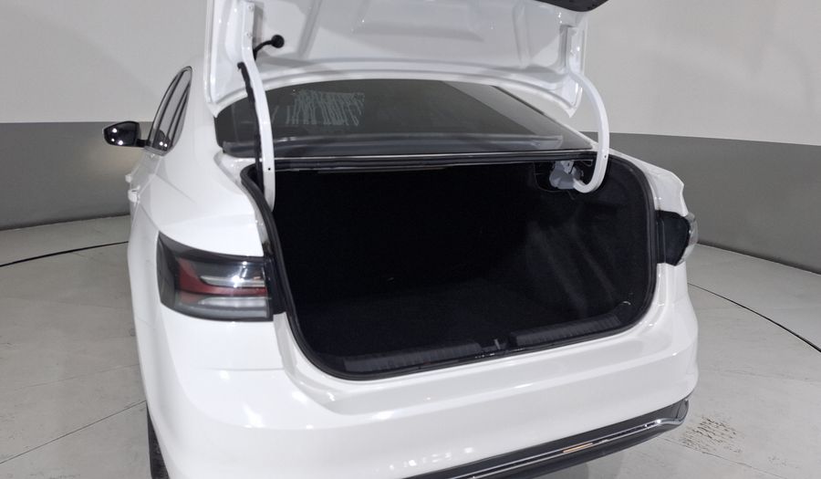 Volkswagen Virtus 1.6 COMFORTLINE AUTO Sedan 2023