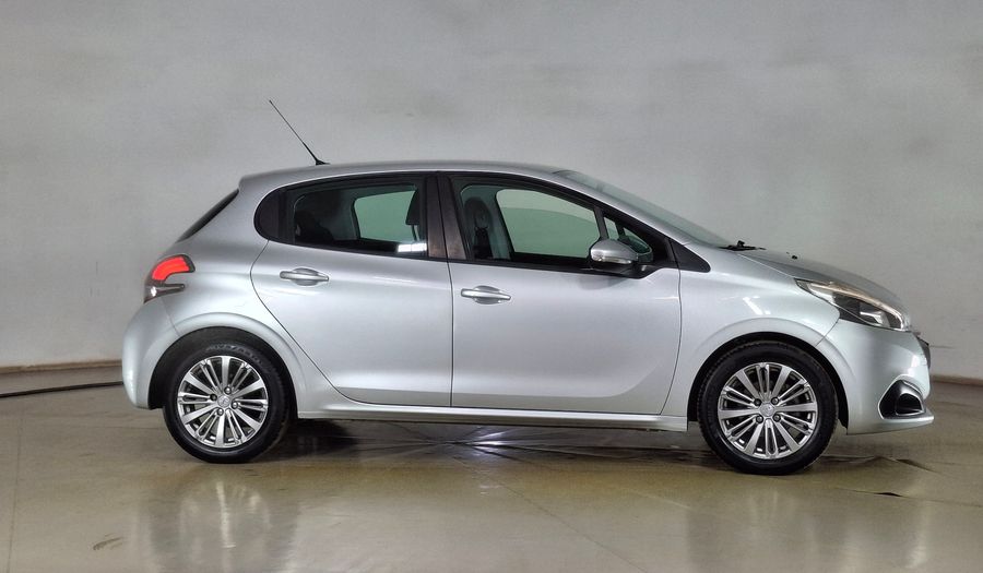 Peugeot 208 1.2 PURETECH 82 HP SIGNATURE Hatchback 2019