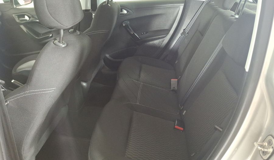 Peugeot 208 1.2 PURETECH 82 HP SIGNATURE Hatchback 2019