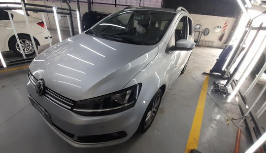 Volkswagen • Suran