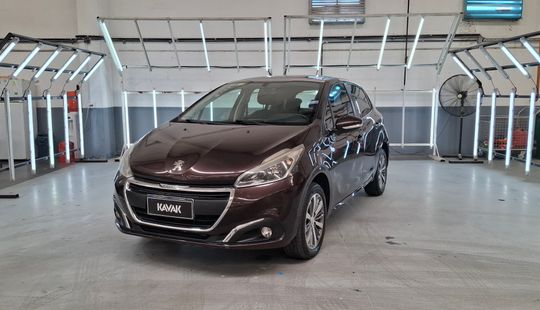 Peugeot • 208