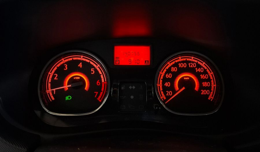 Renault Sandero 1.6 CONFORT MT Hatchback 2012