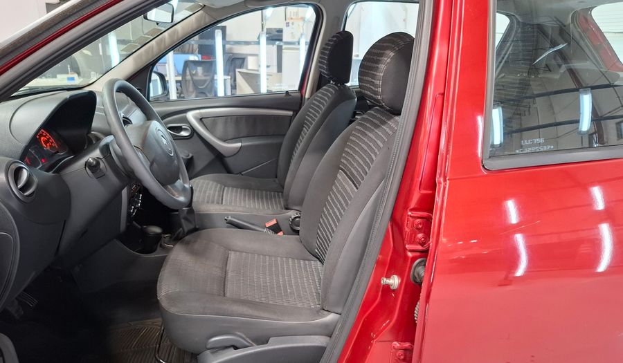 Renault Sandero 1.6 CONFORT MT Hatchback 2012