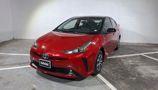 Toyota • Prius