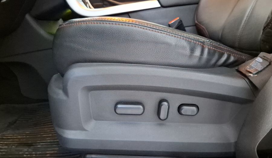 Ford Edge 3.5 LIMITED V6 PIEL SUNROOF AT Suv 2012