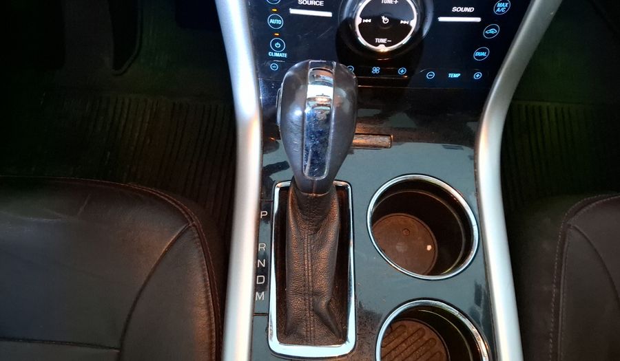 Ford Edge 3.5 LIMITED V6 PIEL SUNROOF AT Suv 2012