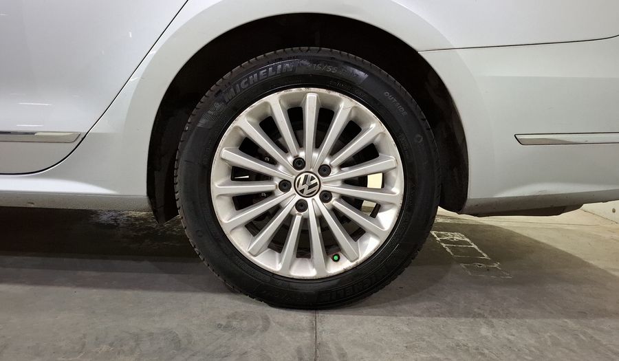 Volkswagen Passat 2.5 HIGHLINE Sedan 2016