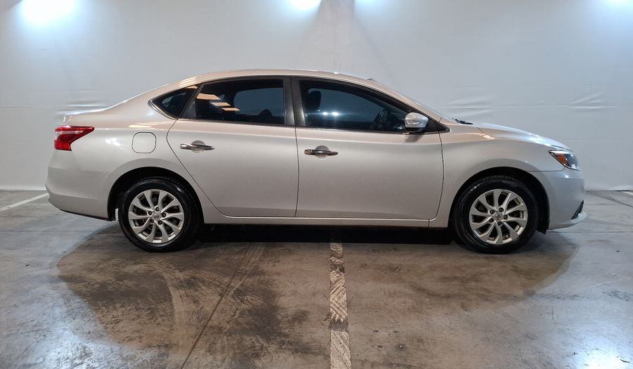 Nissan Sentra 1.8 ADVANCE MT Sedan 2017