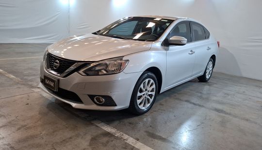 Nissan • Sentra