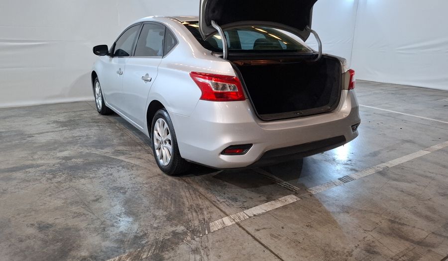 Nissan Sentra 1.8 ADVANCE MT Sedan 2017