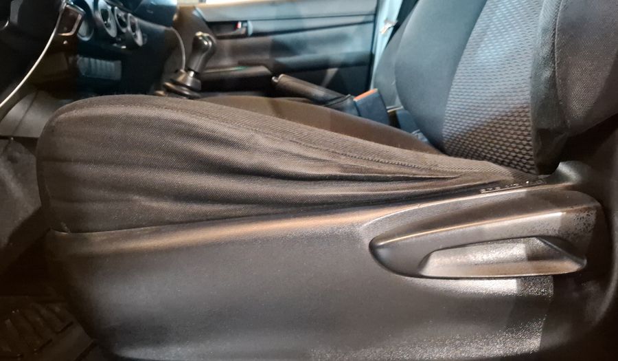 Toyota Hilux 2.7 DOBLE CABINA SR (D-CAB MID) Pickup 2020