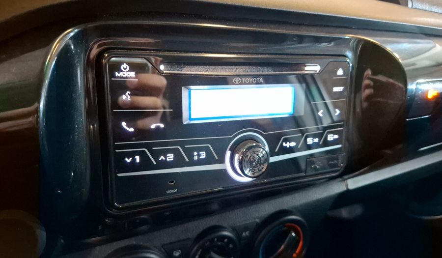 Toyota Hilux 2.7 DOBLE CABINA SR (D-CAB MID) Pickup 2020