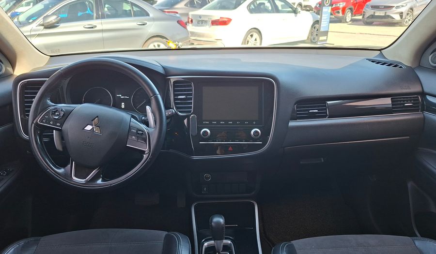 Mitsubishi Outlander 2.5 GLS AUTO 4WD Suv 2022