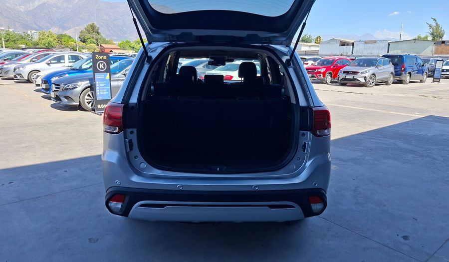 Mitsubishi Outlander 2.5 GLS AUTO 4WD Suv 2022