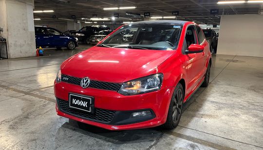 Volkswagen • Polo