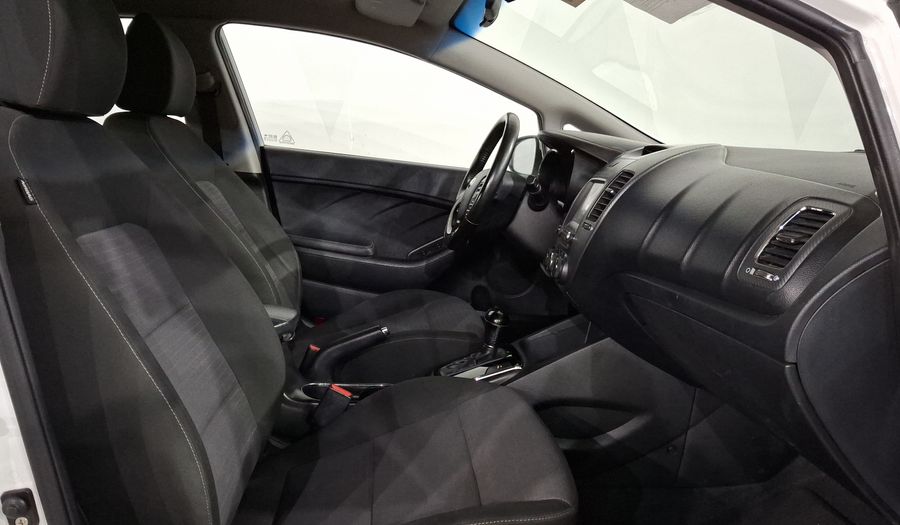 Kia Forte 2.0 EX AUTO Hatchback 2018