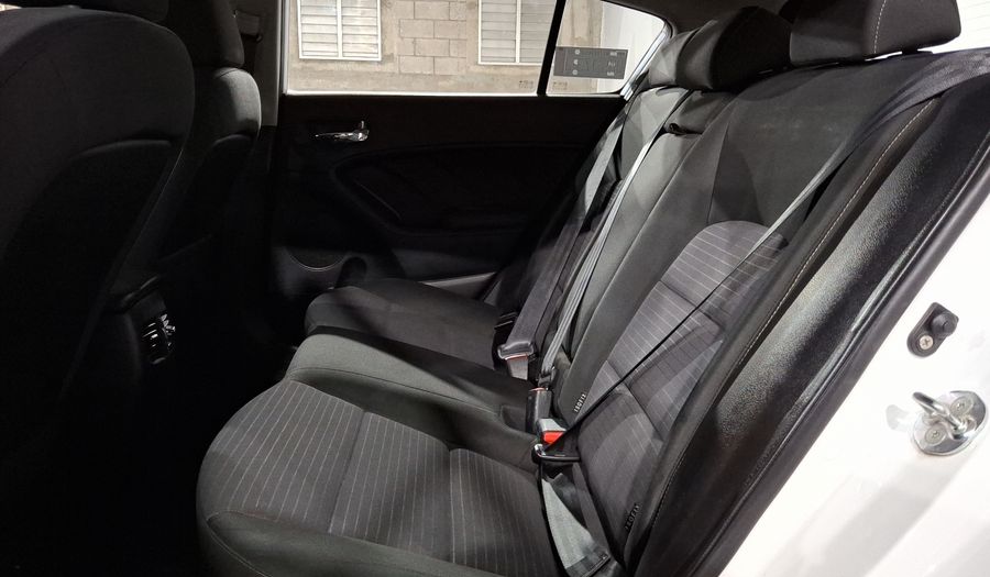 Kia Forte 2.0 EX AUTO Hatchback 2018