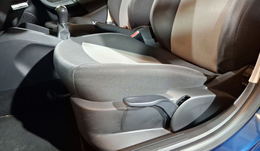 Seat Ibiza 1.6 REFERENCE MT Hatchback 2016