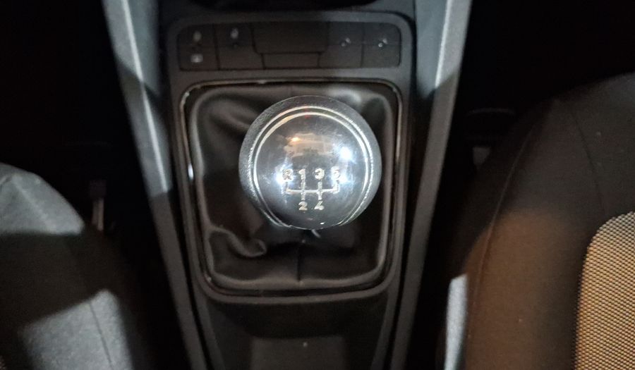 Seat Ibiza 1.6 REFERENCE MT Hatchback 2016