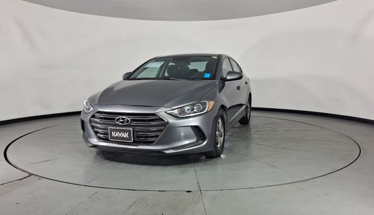 Hyundai • Elantra