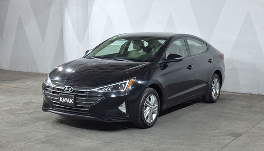 Hyundai • Elantra