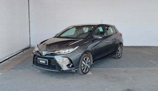 Toyota • Yaris