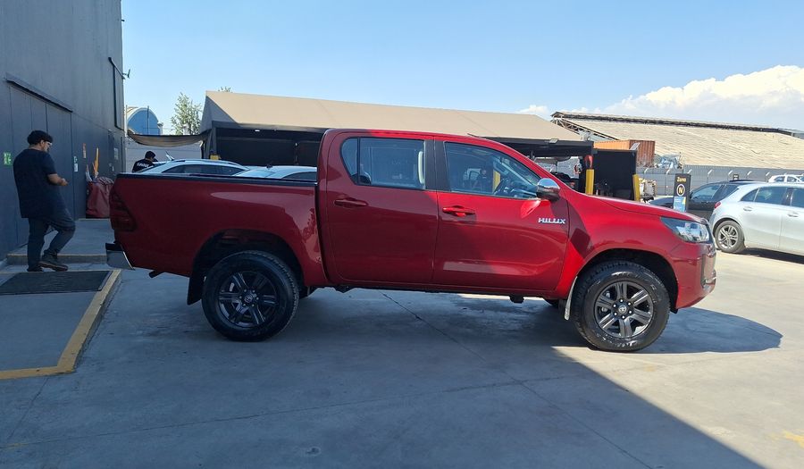 Toyota Hilux 2.7 SR Pickup 2023