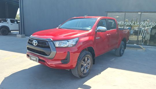 Toyota • Hilux