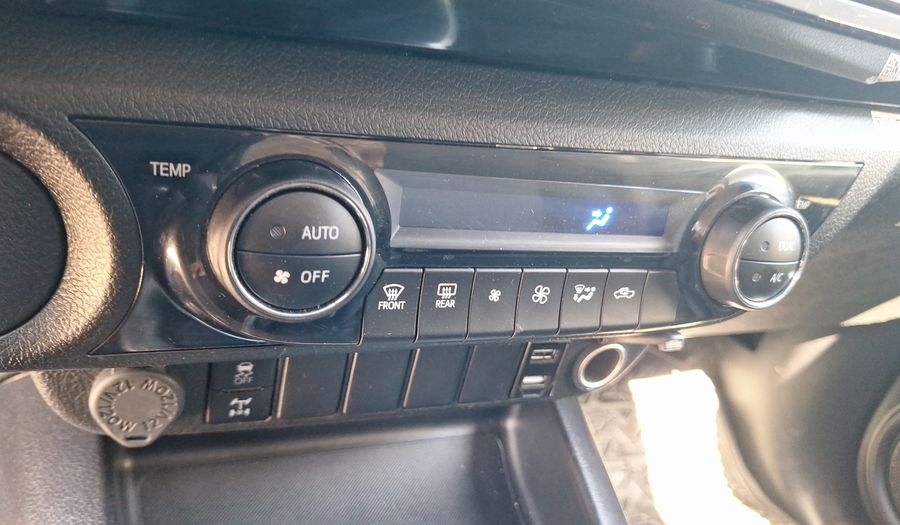 Toyota Hilux 2.7 SR Pickup 2023