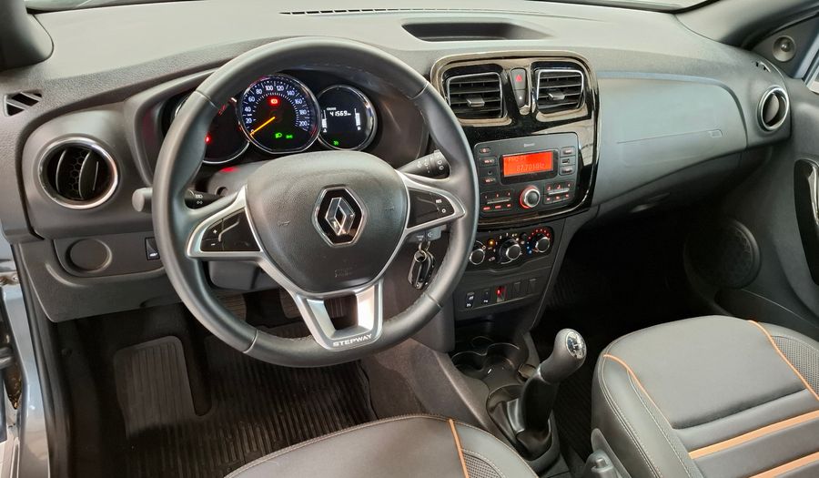 Renault Sandero Stepway 1.6 ZEN Hatchback 2023