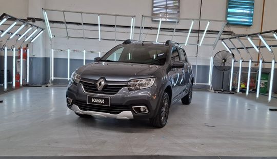 Renault • Sandero Stepway