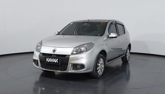 Renault • Sandero